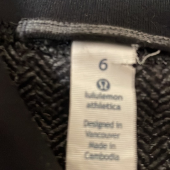 Lululemon quarter zip women’s size 6 - Picture 3 of 4